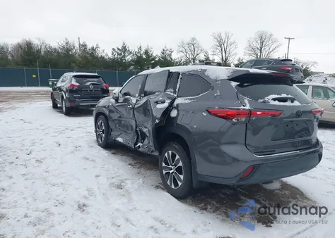2021 Toyota Highlander Xle from USA, damaged, VIN 5TDGZRBH3MS106828